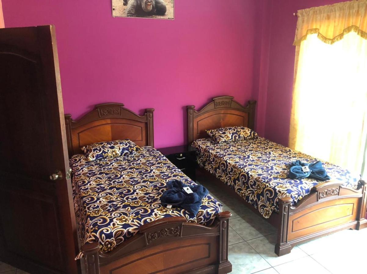Отель La Casa De Jeimy Пуэрто-Бакерисо-Морено Экстерьер фото