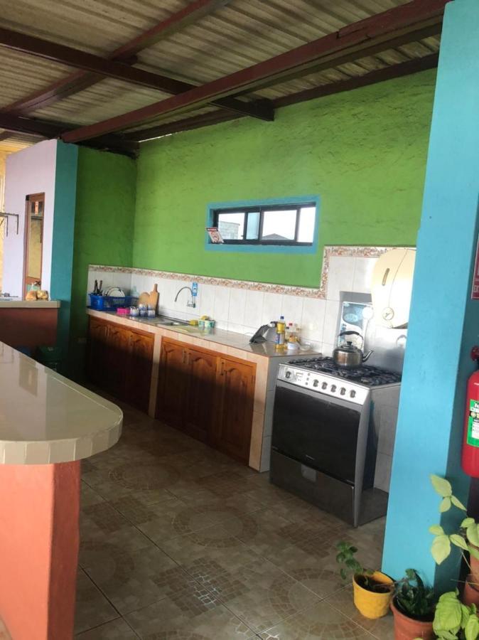 Отель La Casa De Jeimy Пуэрто-Бакерисо-Морено Экстерьер фото